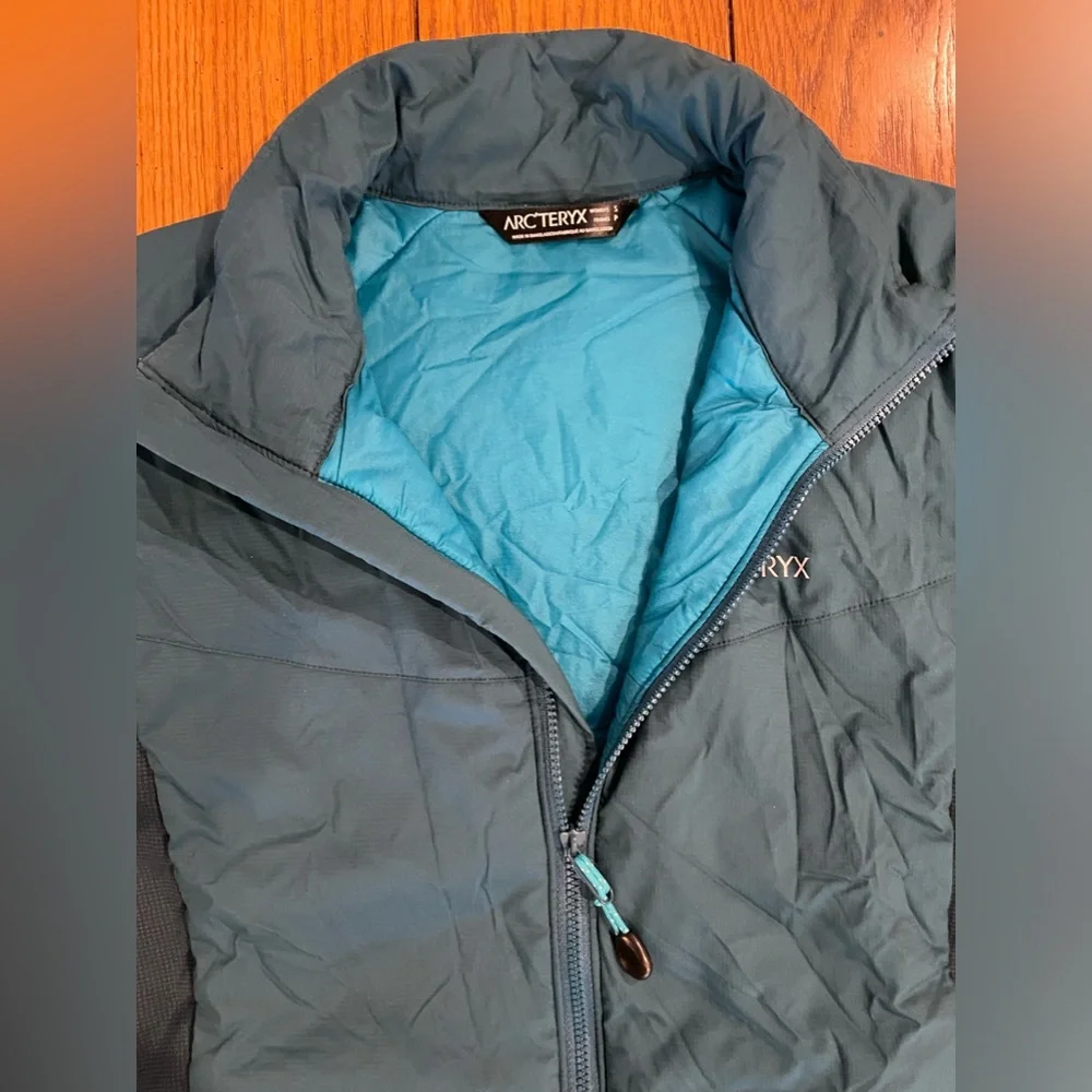 ARC’TERYX women’s Atom AT jacket, teal color, size small, full zip, puffer - Picture 3 of 8